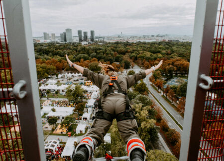 Bungee Turm Sprung